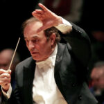 Charles Dutoit fyret og erstattet med kvindelig dirigent | Magasinet KLASSISK
