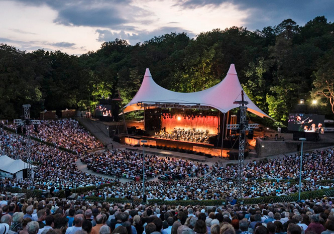 Wiener Filharmonikerne møver sig ind Berlinernes enemærke I Magasinet KLASSISK