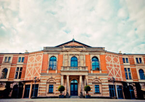 Kulturminister udfordrer Festspillene i Bayreuth | Magasinet KLASSISK