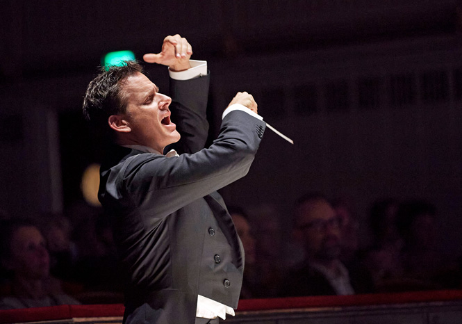 Bitter chefdirigent siger farvel til Wiener Staatsoper | Magasinet KLASSISK