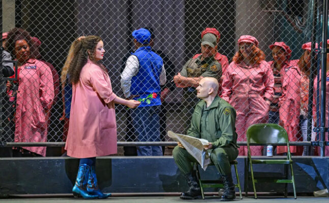 Antifascistiske demonstranter stopper opera på The Met | Magasinet KLASSISK