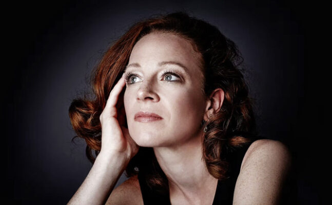 Milliondyr violin svøbt i sweater på flyrejse | Magasinet KLASSISK