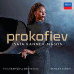 Prokofiev: Klaverkoncert nr. 3 Isata Kanneh-Mason (klaver), Philharmonia Orchestra, Ryan Bancroft (dir.) | Decca 4871857 [CD] | Magasinet KLASSISK