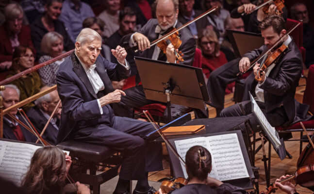 Svækket Blomstedt opgiver at dirigere fødselsdagskoncerter | Magasinet KLASSISK